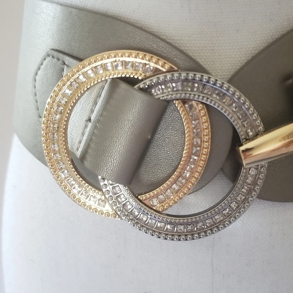 𝅺NEW! I.N.C Double Ring Rhinestone Stretch Belt S/M.